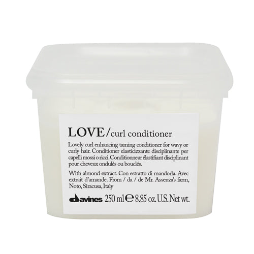 
            
                Load image into Gallery viewer, Davines  - LOVE CURL Conditioner, 250ml
            
        